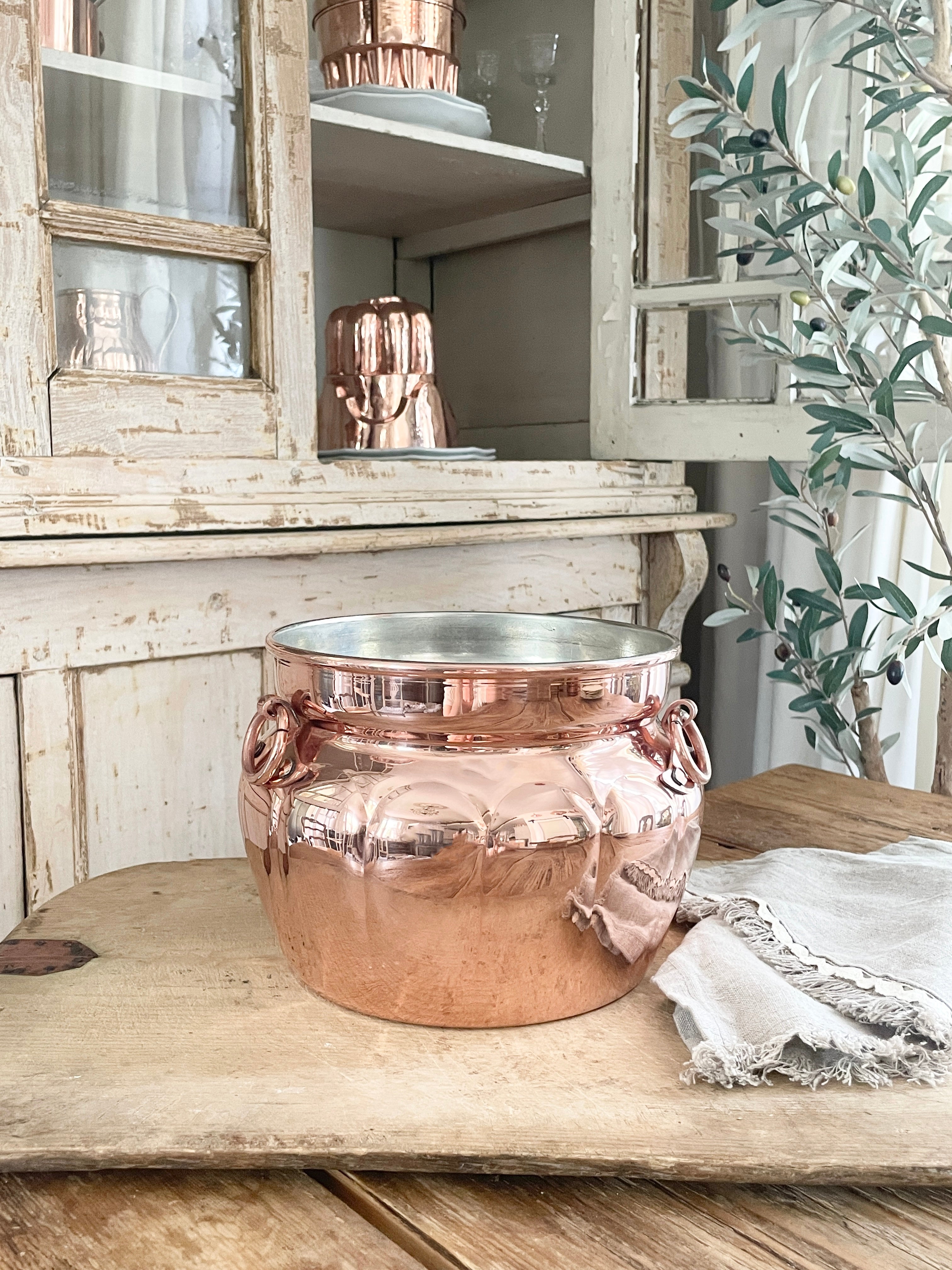 Vintage Inspired Copper Cauldron Pot