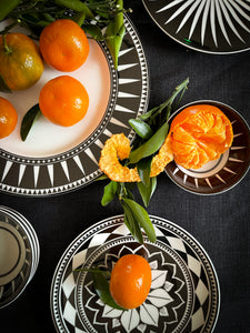 Marrakech Rimmed Dinner Plate Black