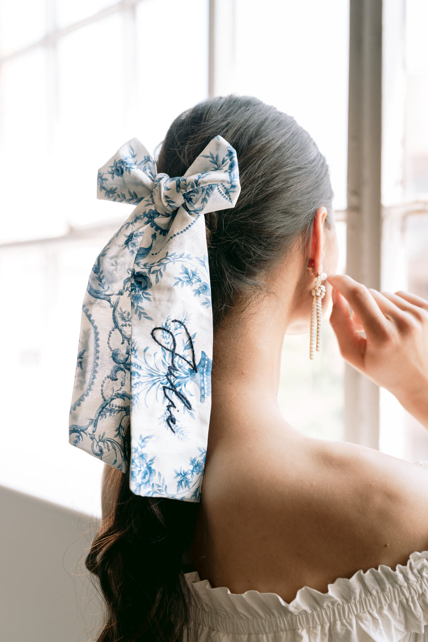 The Chinoiserie Bow