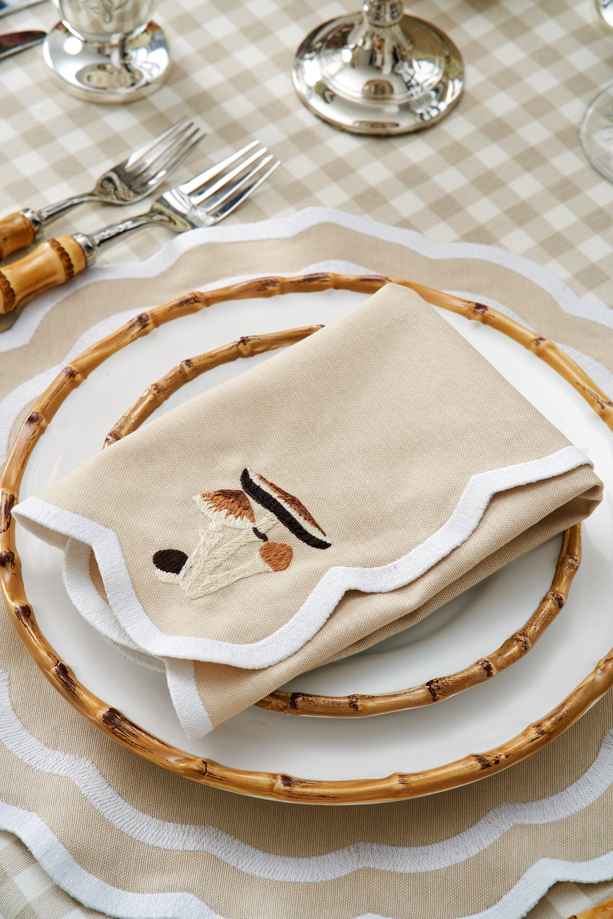 Julie Placemat and Napkin Set in Sand