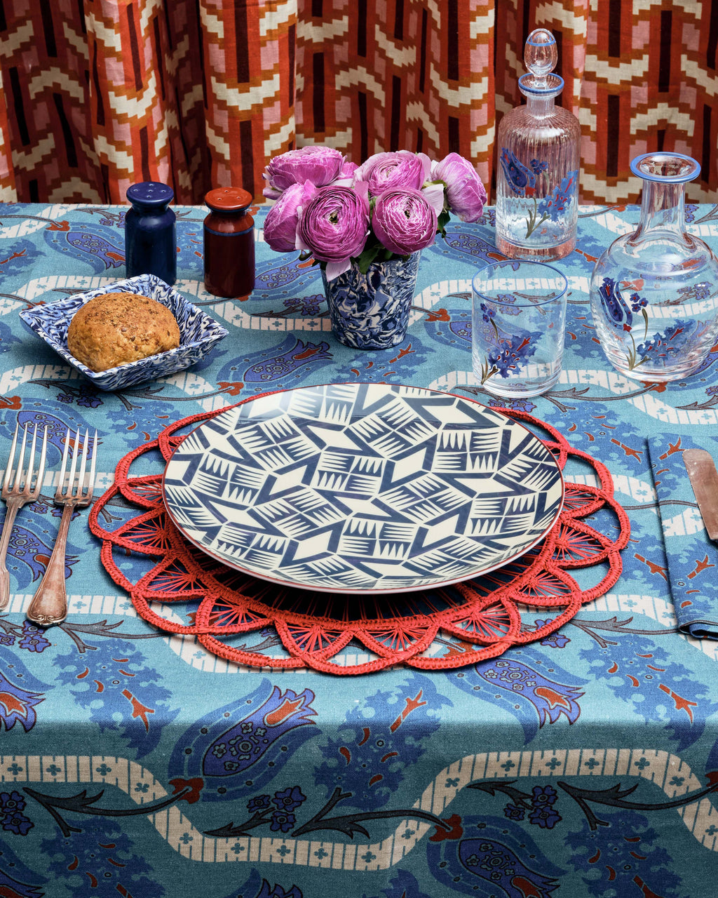 David Hicks Woven Placemat in Red