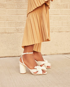 Camellia Bow Heel in Pearl