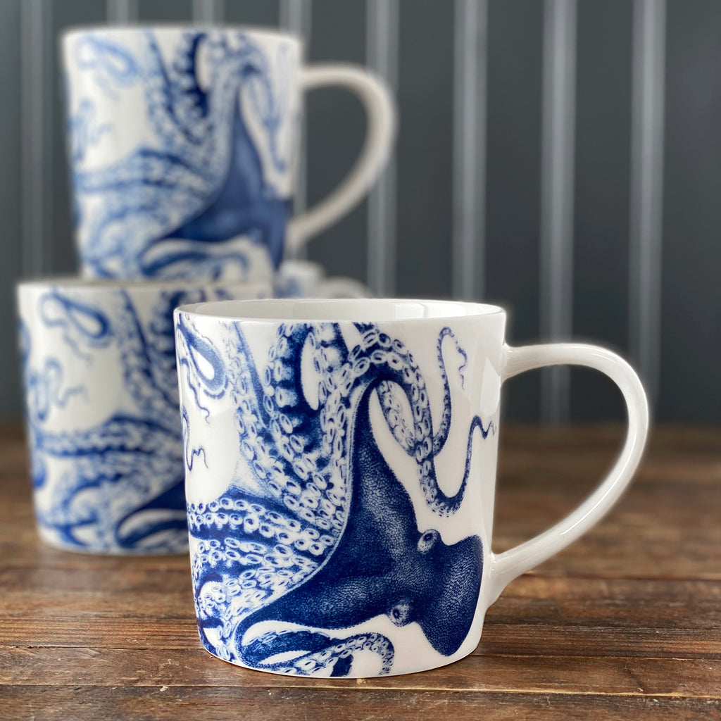Lucy Mug in Blue