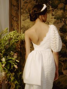 Laurel Scalloped Lace One Shoulder Dress with Duchess Satin Train