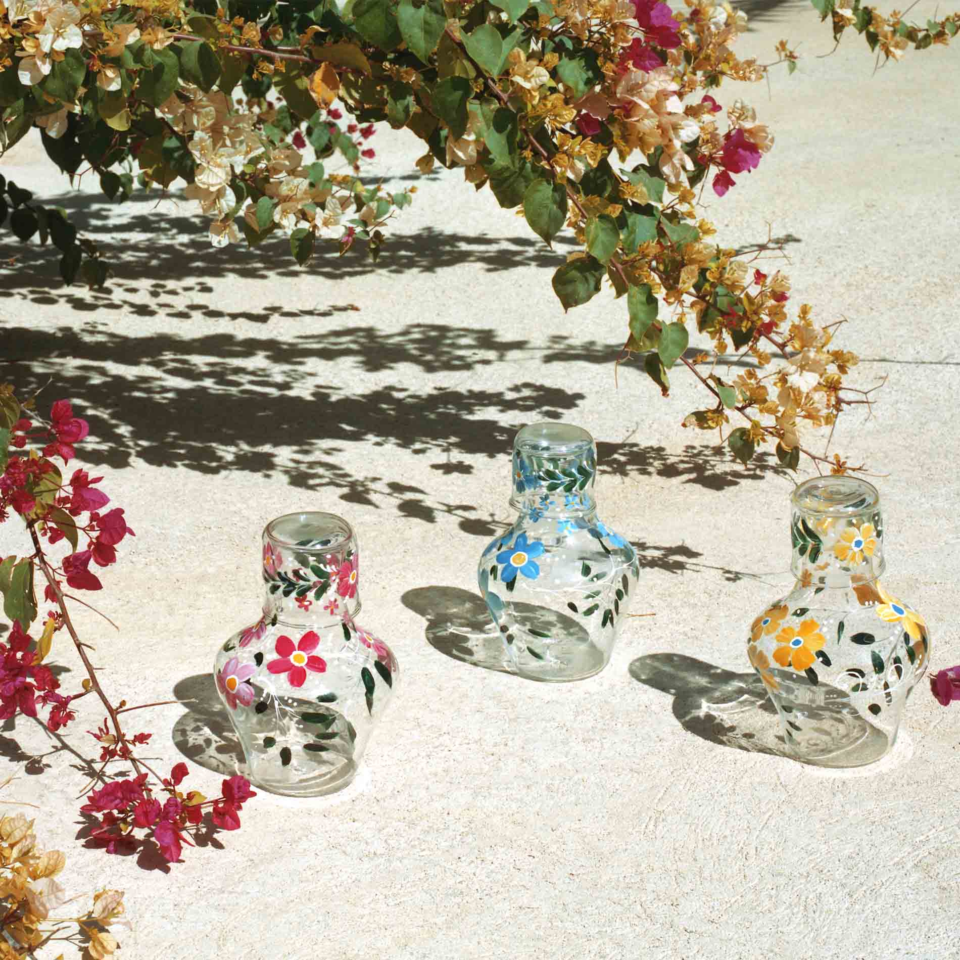 BLOSSOM CARAFE