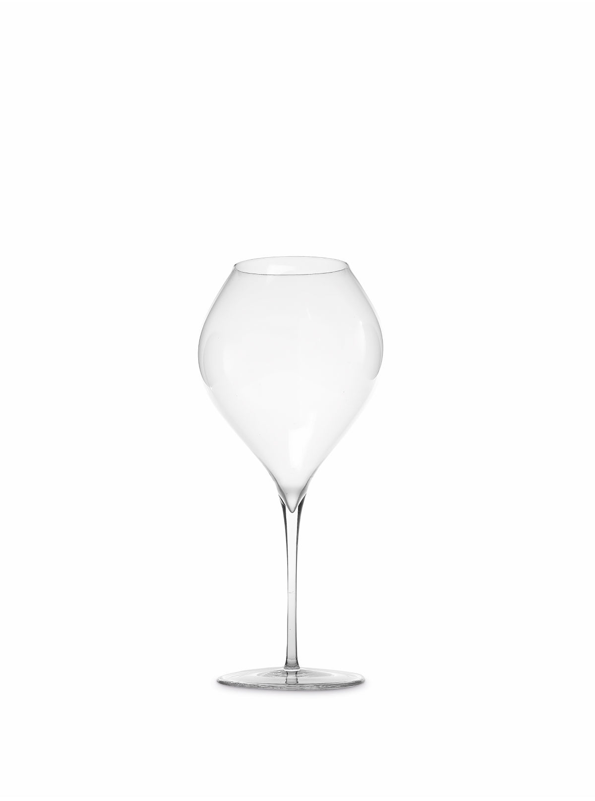 Front view of Ultralight Young Reds wine glass showing a tulip-shaped ultralight lead-free crystal bowl and slender stem on white background