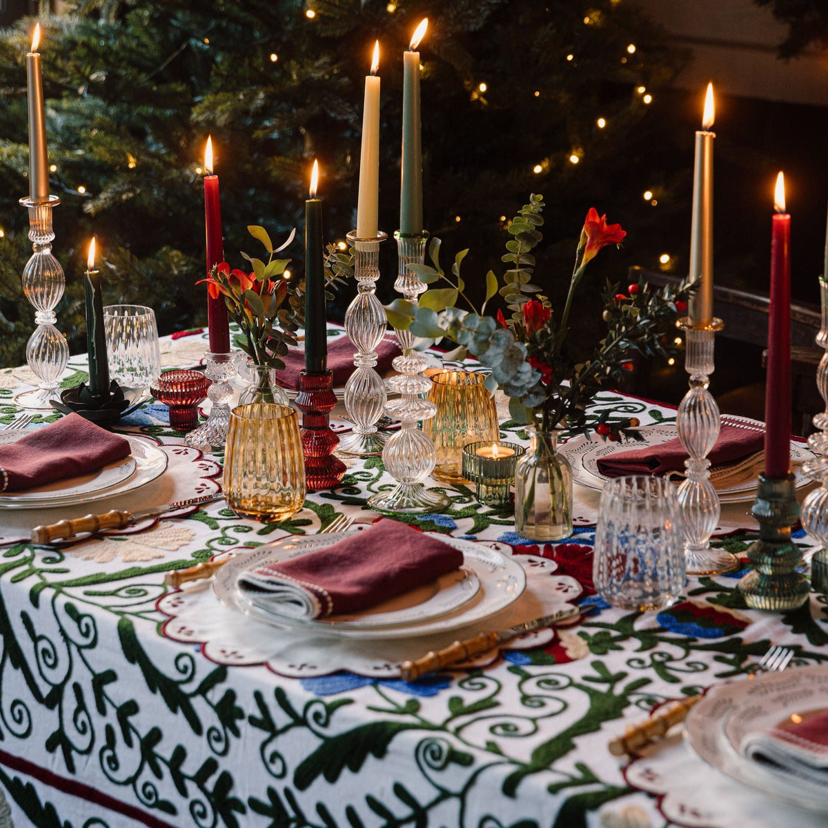 Jardin Suzani Tablecloth