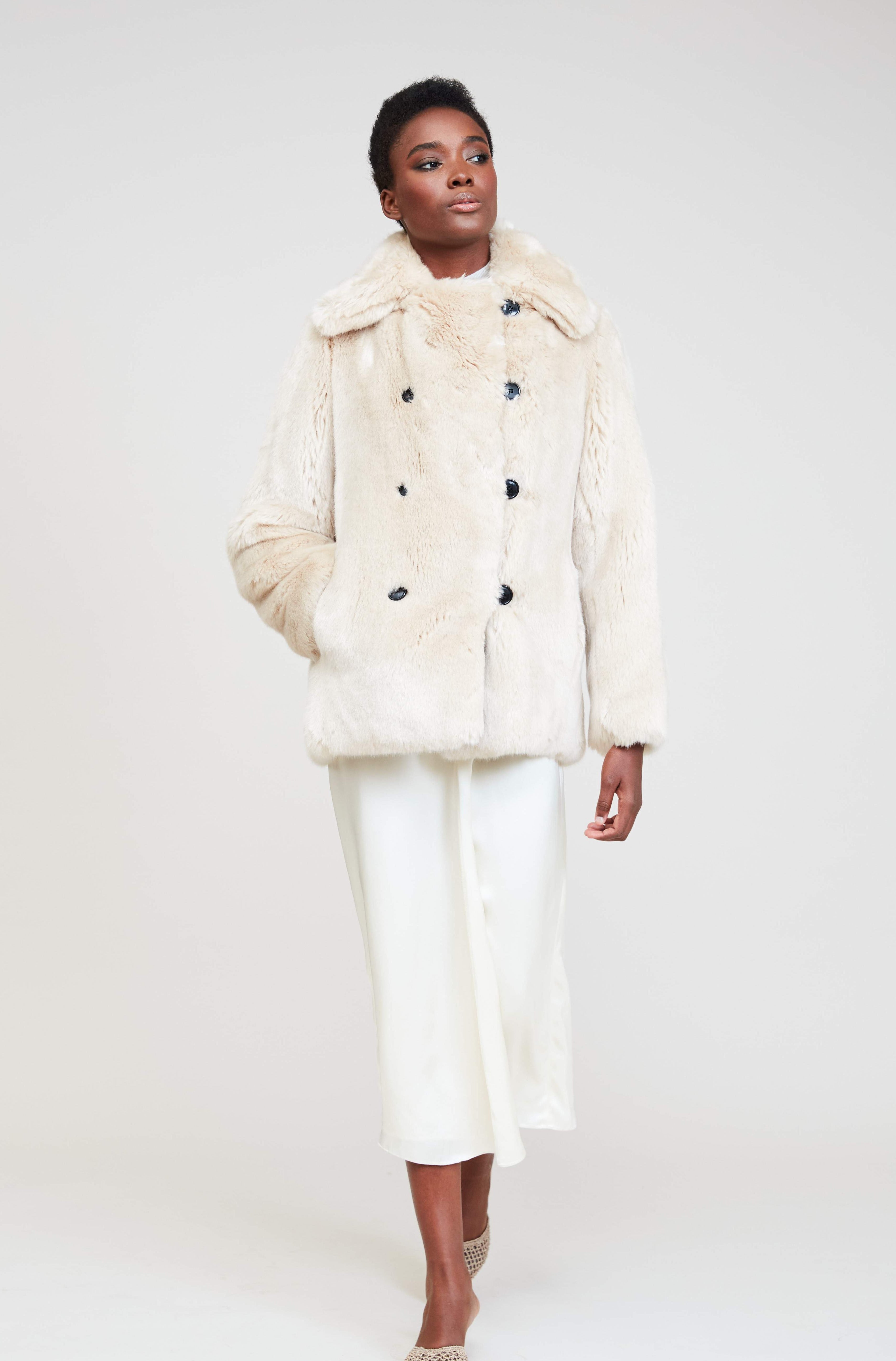 Colette Faux Fur Jacket in Crème