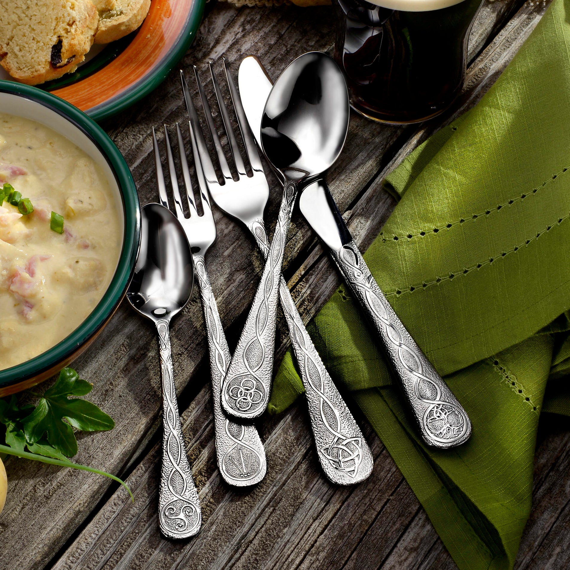 Celtic - 40 Piece Set