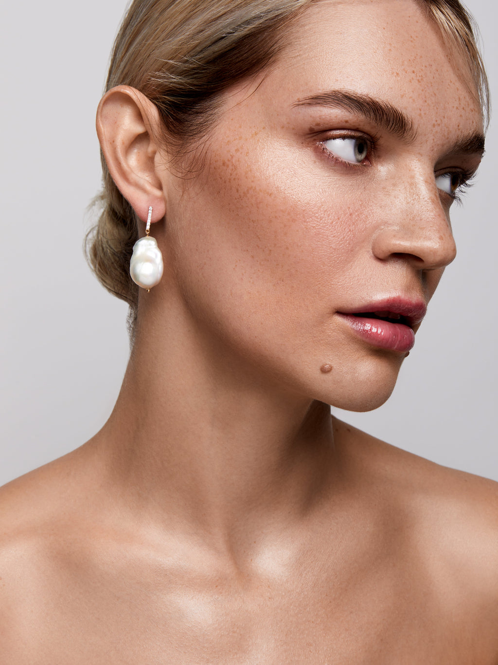 14K Diamond Bar Baroque Pearl Earrings