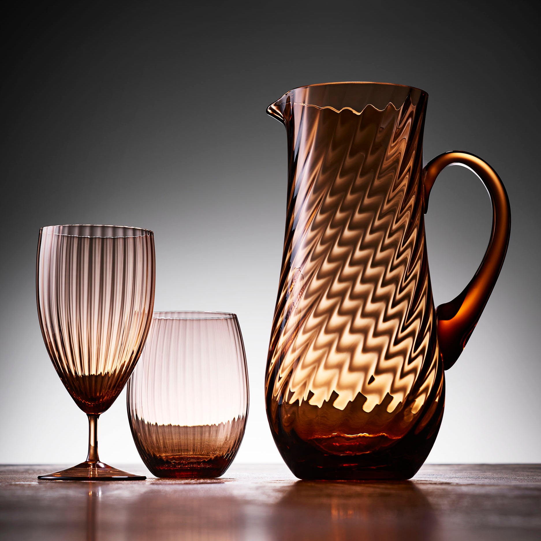 Quinn Amber Pitcher - Thumbnail 2