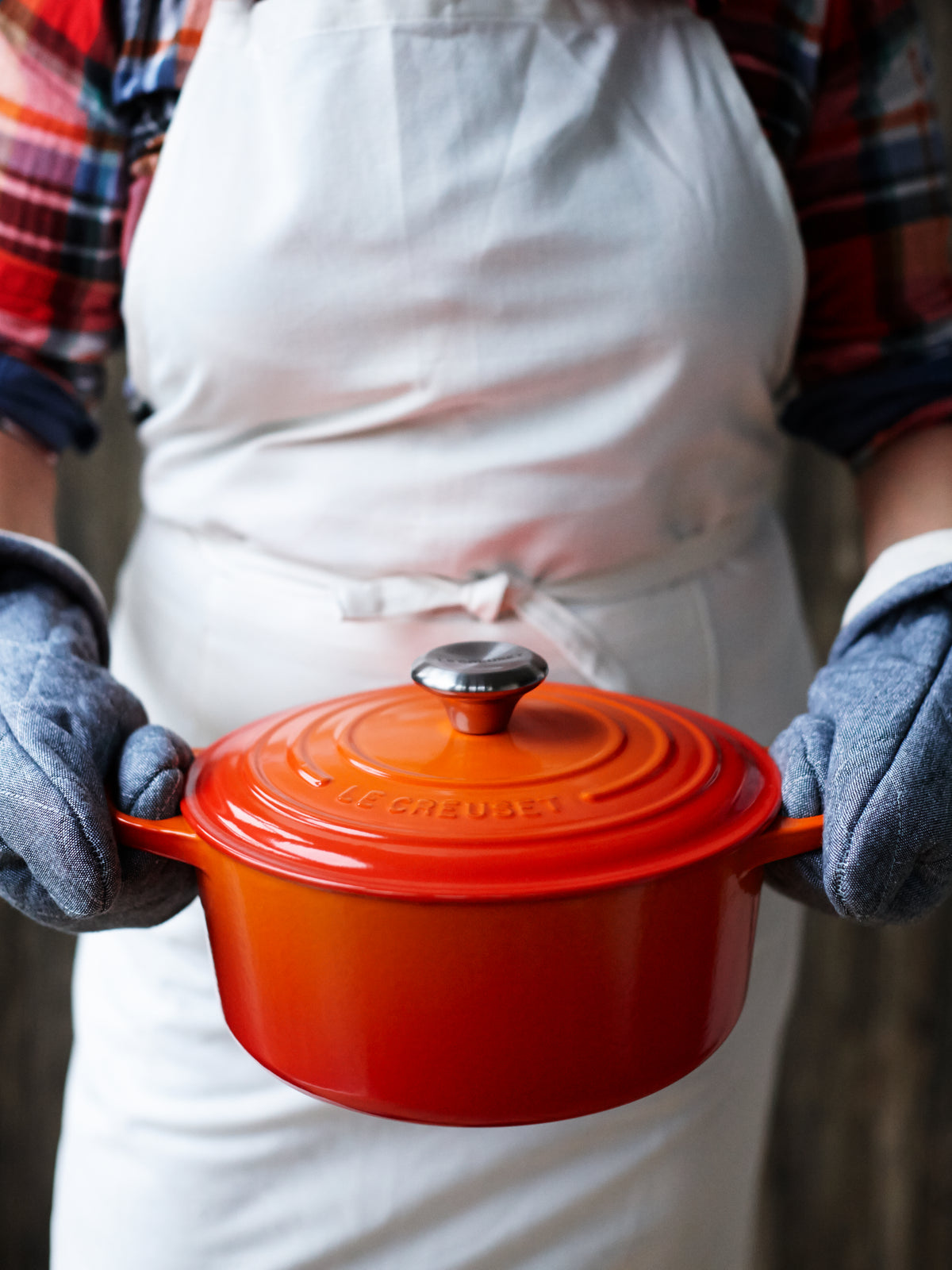 Signature Round Dutch Oven