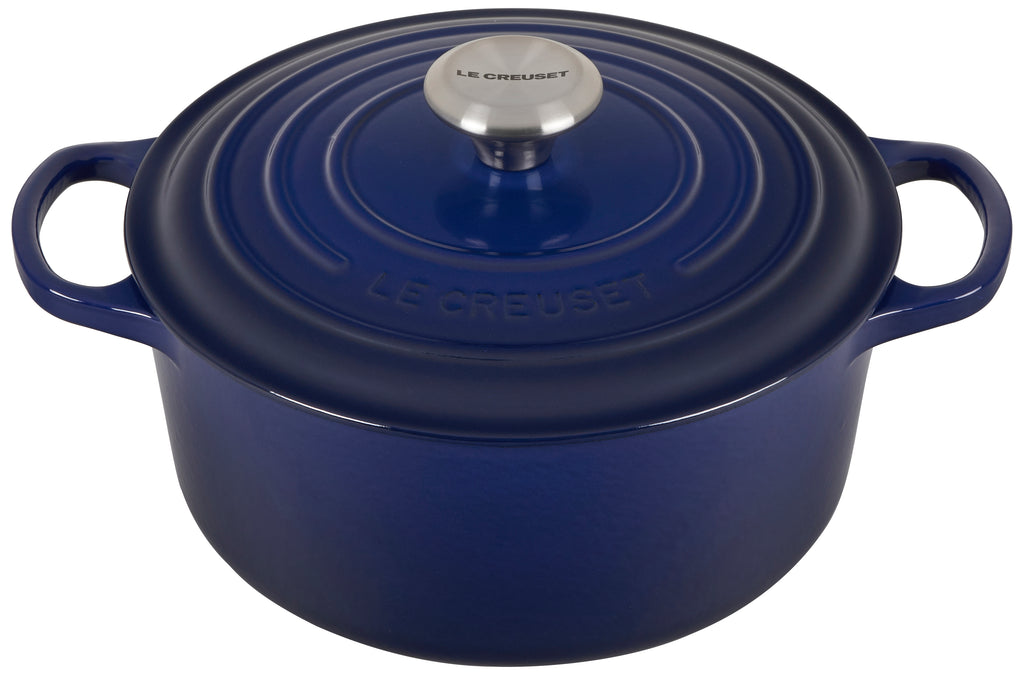 3.5 qt Signature Round Dutch Oven Closeout at Lighthouse Place Premium  Outlets® - A Shopping Center in Michigan City, IN - A Simon Property