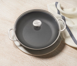 Toughened Nonstick PRO 4 qt. Shallow Casserole & Braiser with Glass Lid