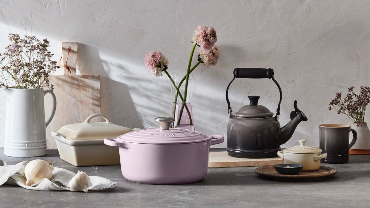 Signature Round Dutch Oven in Shallot