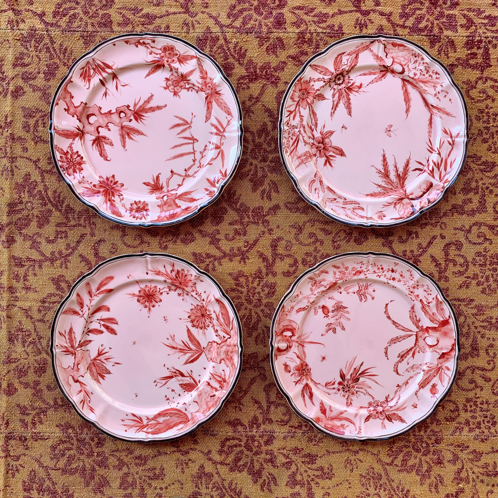 Rocaille Pink Dessert Plate