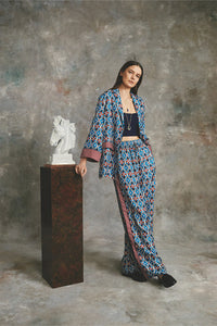 Venezia Silk Jacket in Retro Daisy Arona Geo Medallion
