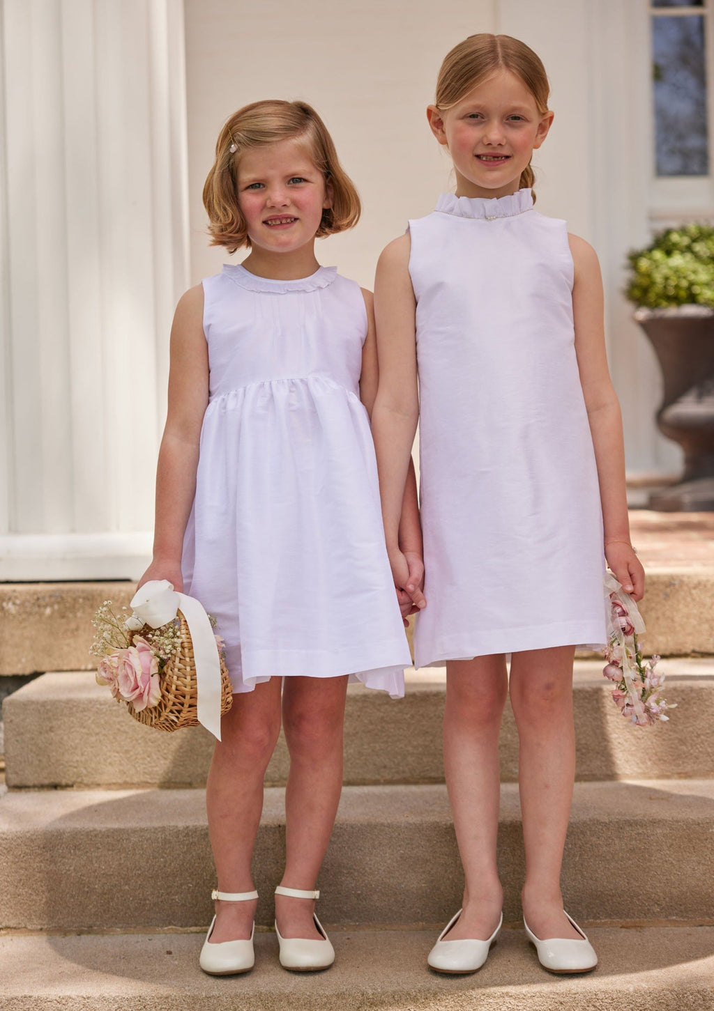 Sleeveless Formal Dress in Special Occasion White