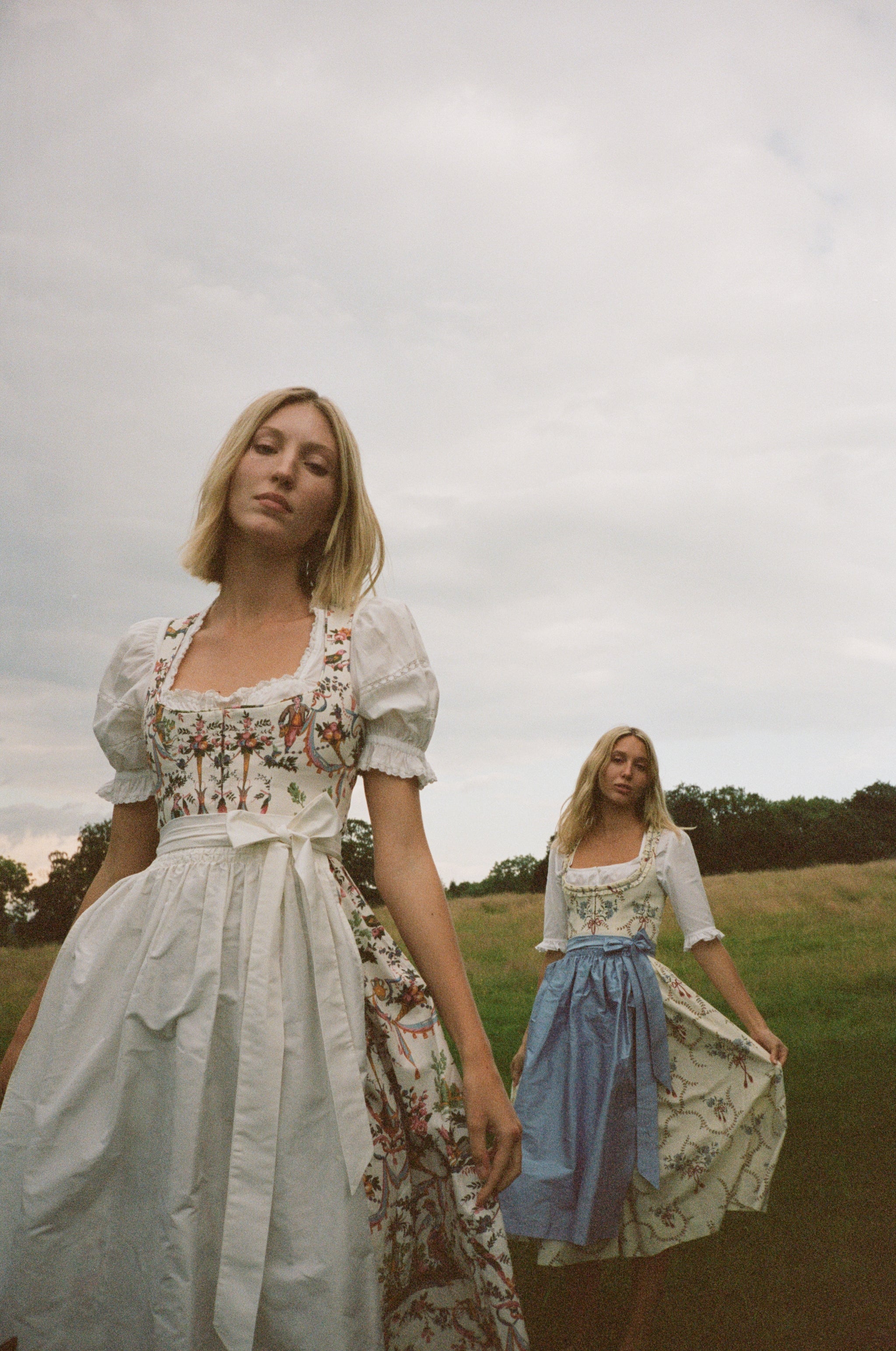 DOMELLE/ドメルORGANDIE BLOUSE オフホワイト Olympia Dirndl Blouse | Over The Moon