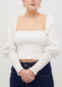 Anna is 5’8” and wears a size L in the White Cotton color: White Cotton