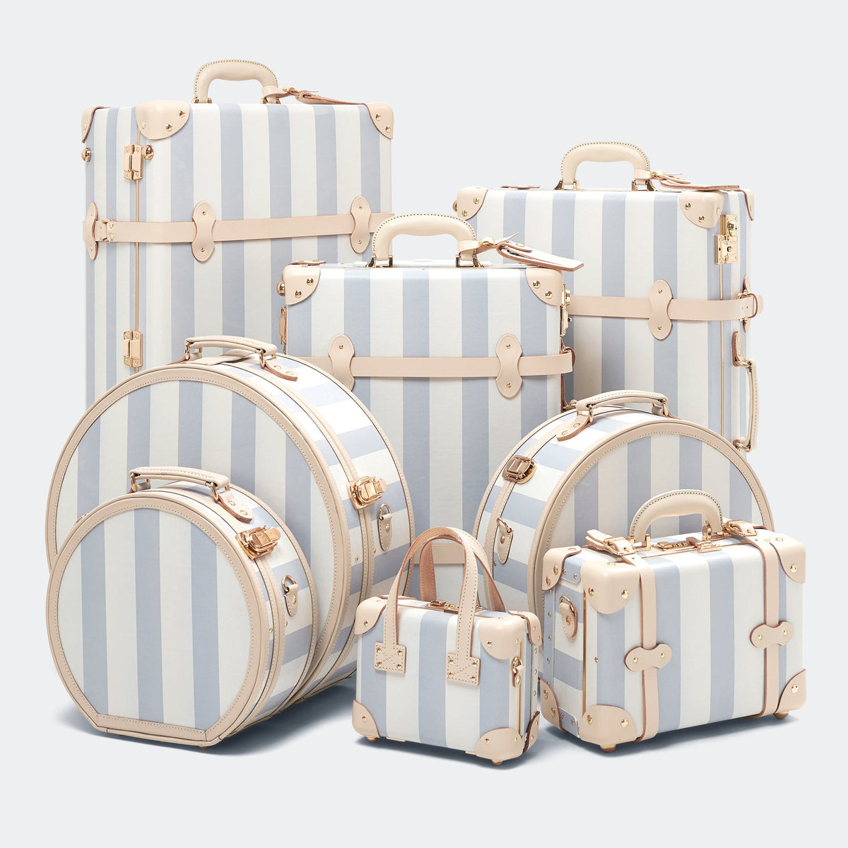 The Illustrator - Blue Hatbox Deluxe Hatbox Deluxe Steamline Luggage 