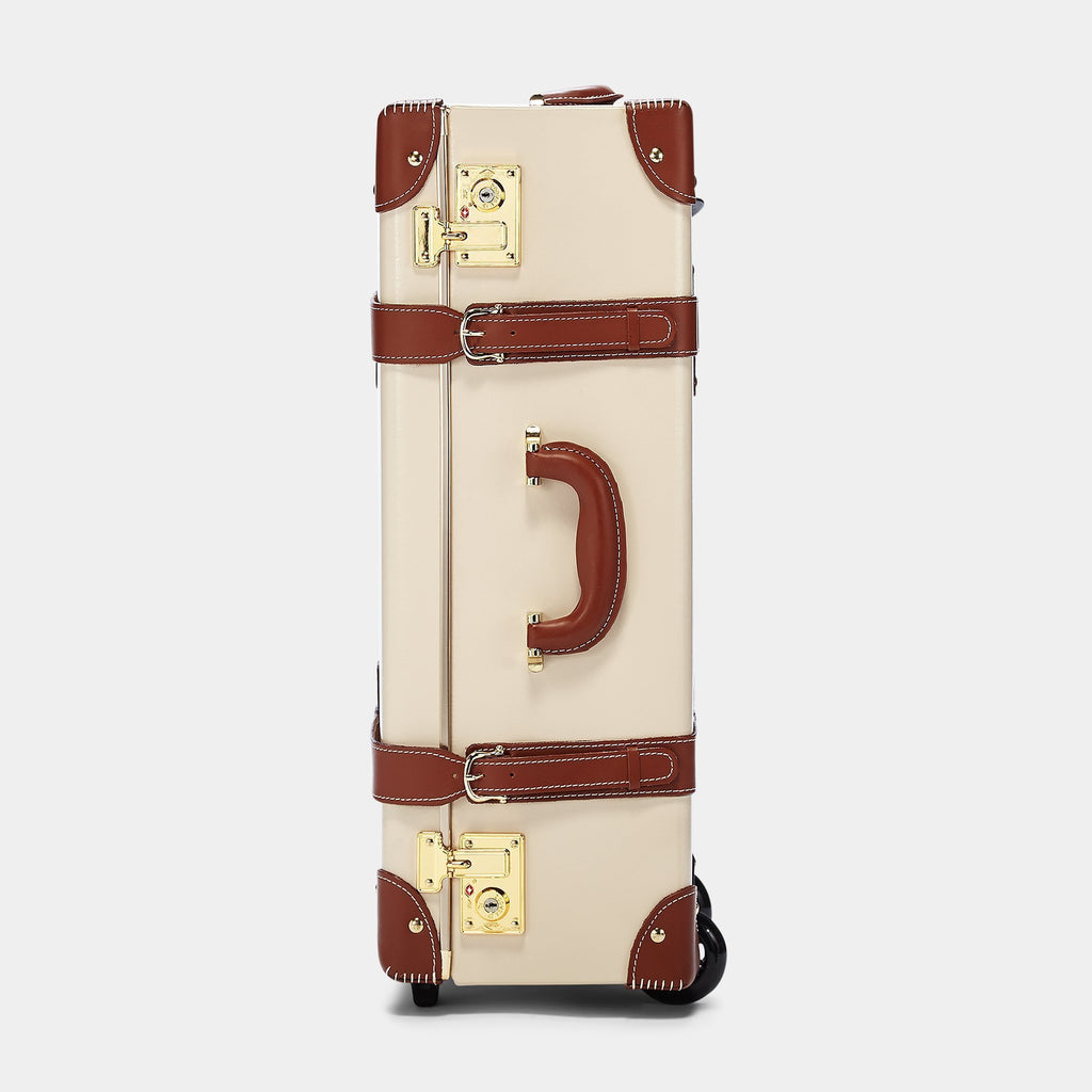 The Diplomat Cream Stowaway
