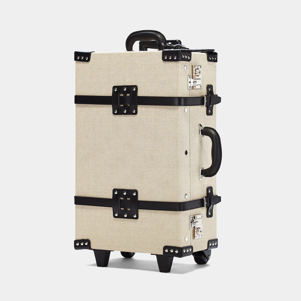 The Editor in Black Stowaway