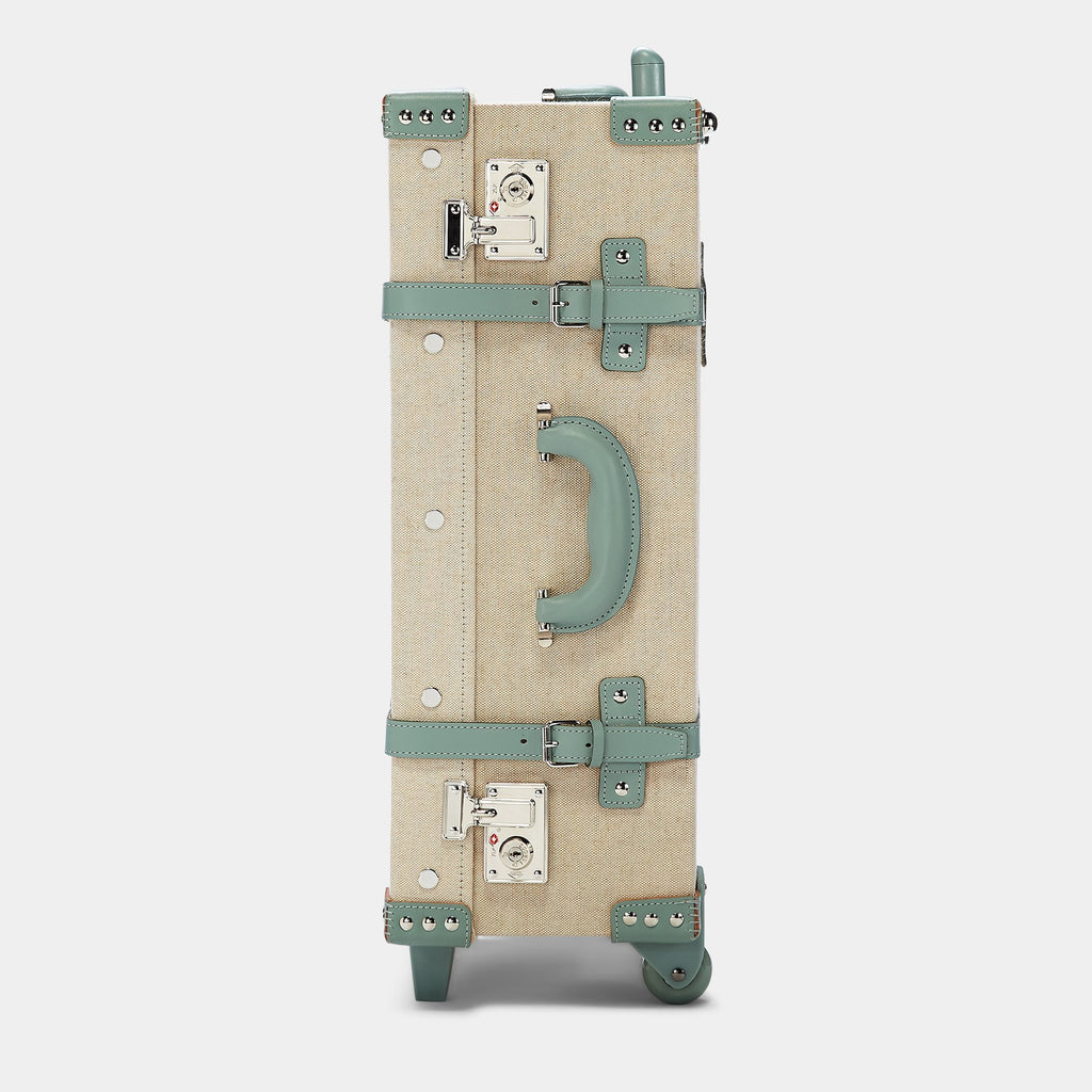 The Editor in Sea Green Stowaway