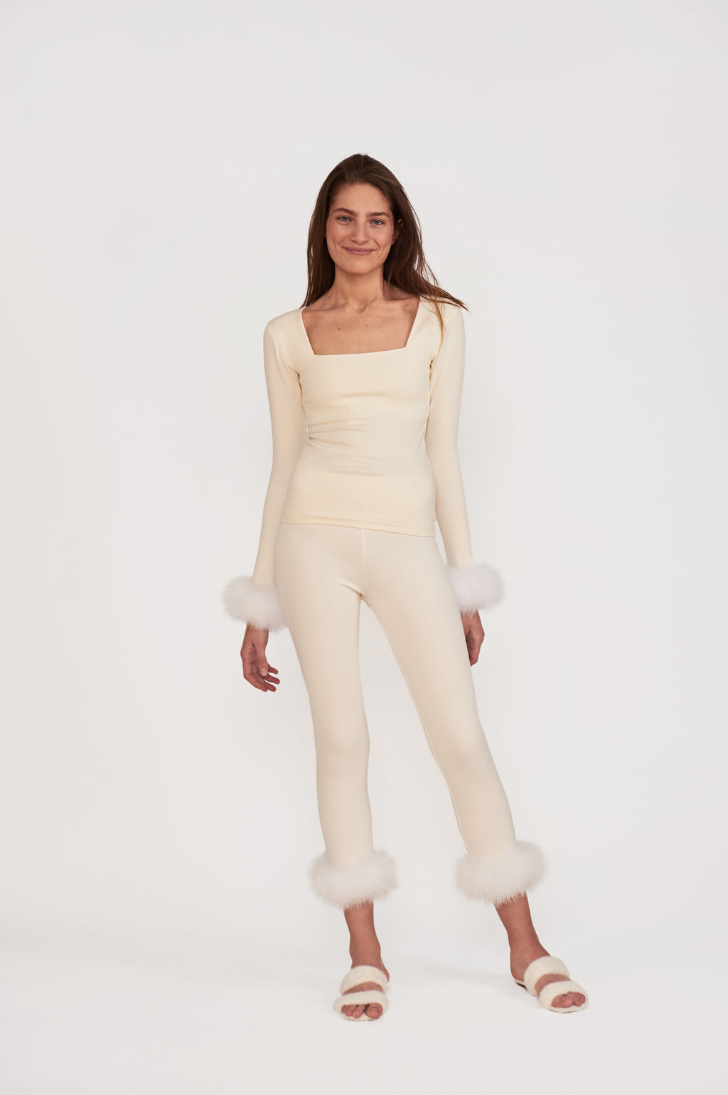 The Weekend Chic Set with Leggings in White