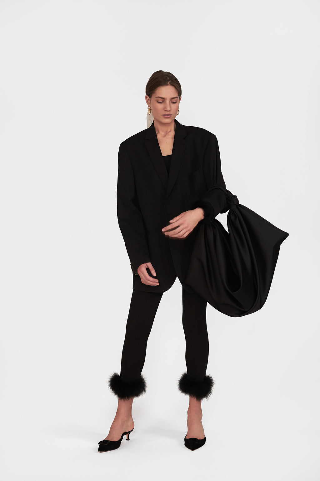 The Weekend Chic Set with Leggings in Black