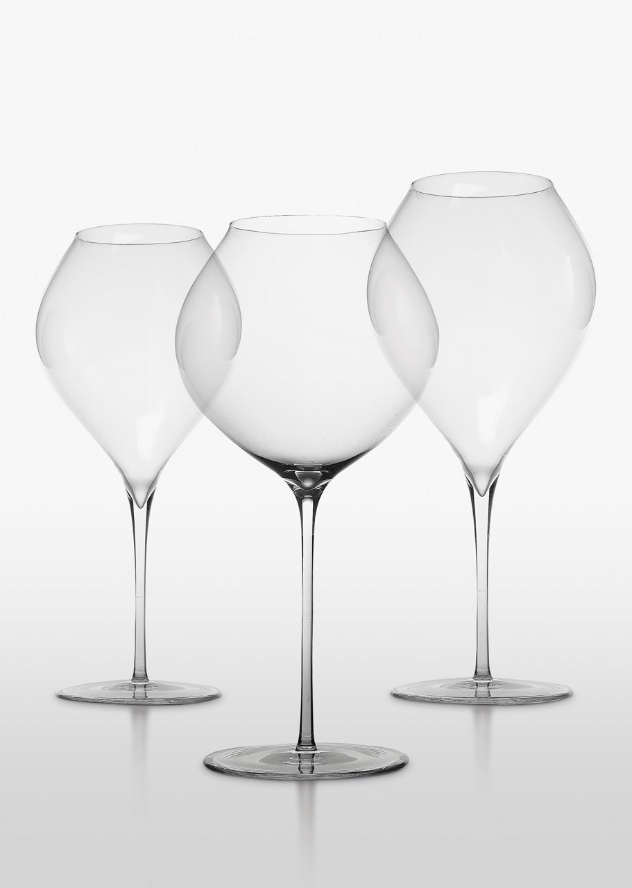 Front view of Ultralight Young Reds wine glasses showcasing large rounded bowls and thin stems on a white background