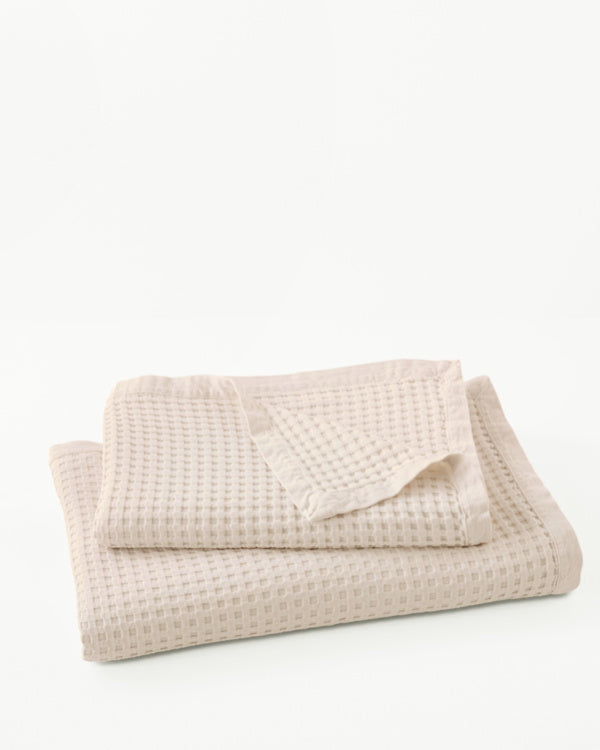 Chunky Waffle-Weave Organic-Cotton Blanket and Throw