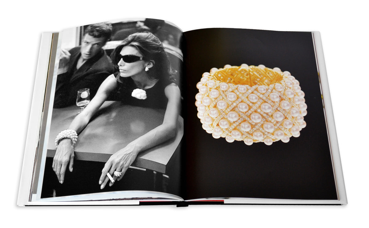 assouline on over the moon chanel 3 set