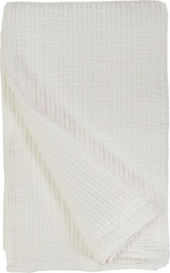 Chatham Matelassé Quilt