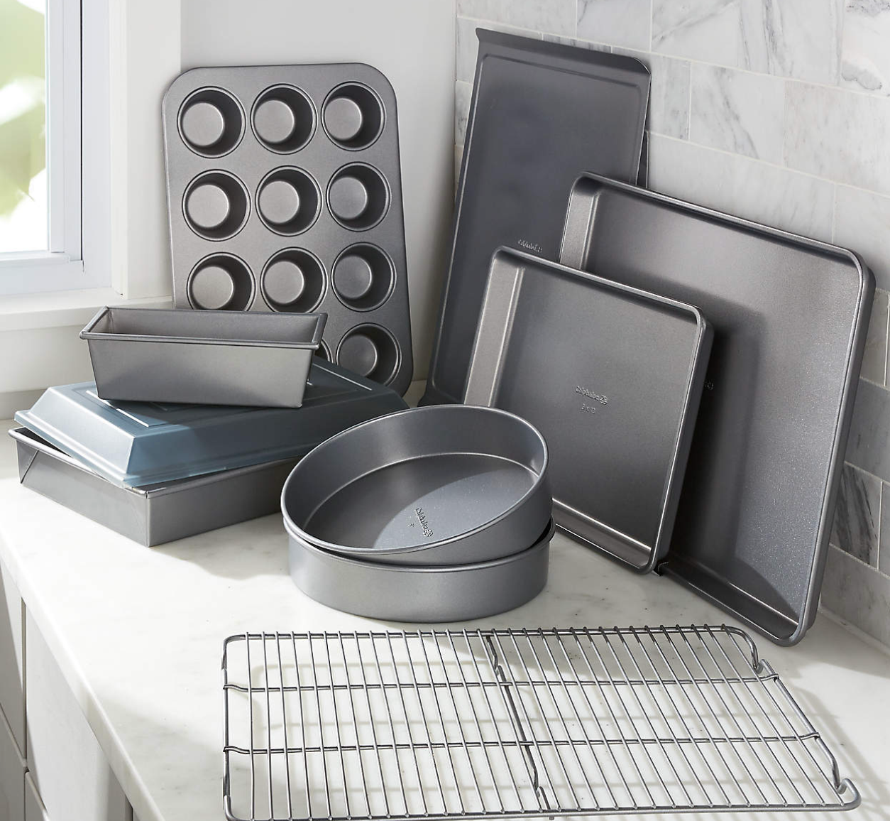 Calphalon ® 10-Piece Non-Stick Bakeware Set