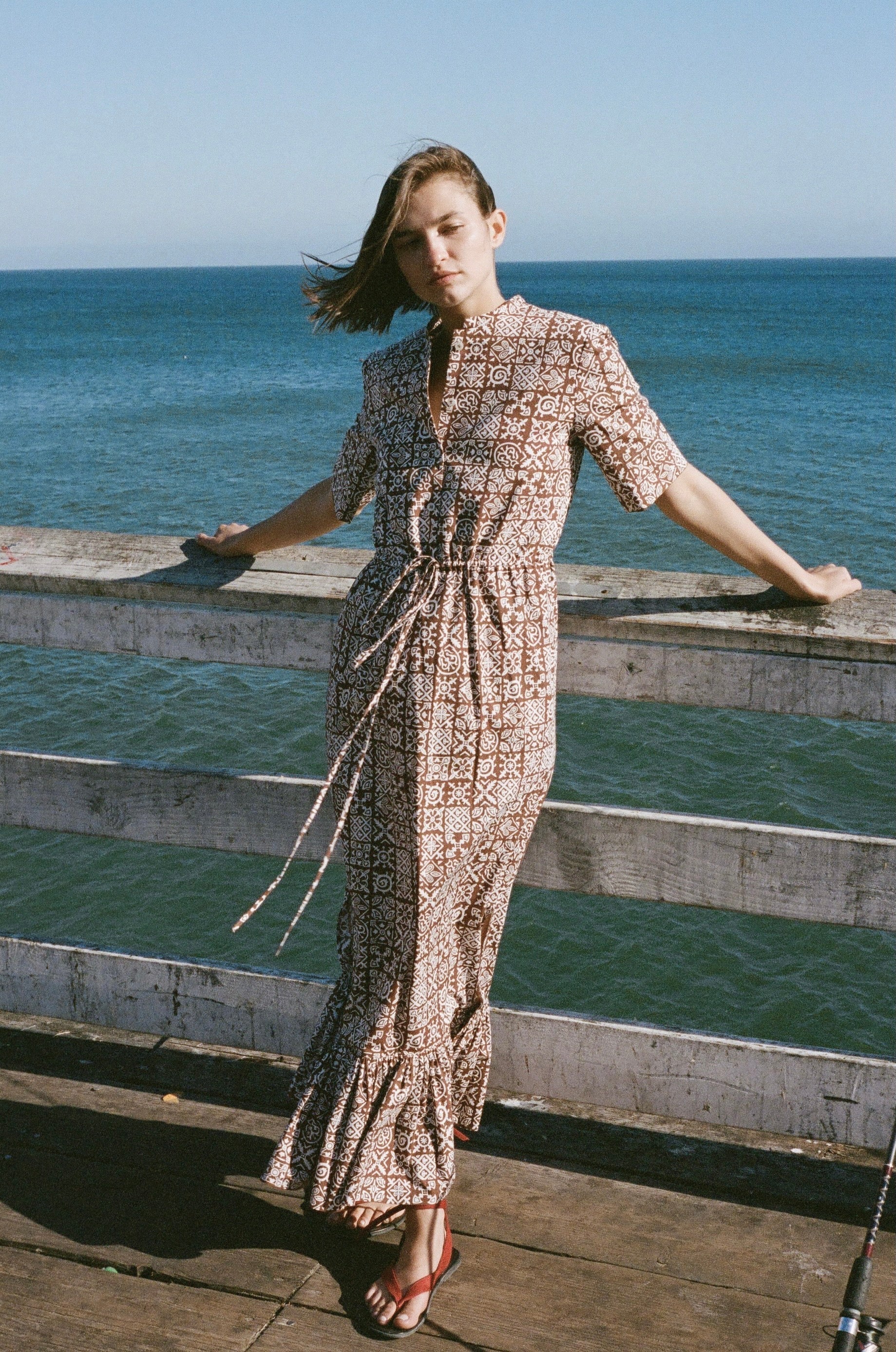 Short-Sleeve Shirt Dress in Brown with White Checkerboard