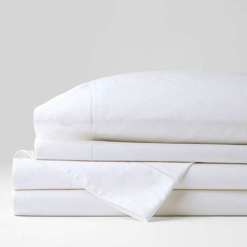 Classic Smooth Organic Cotton Sateen Bed Sheet Set | White, Queen
