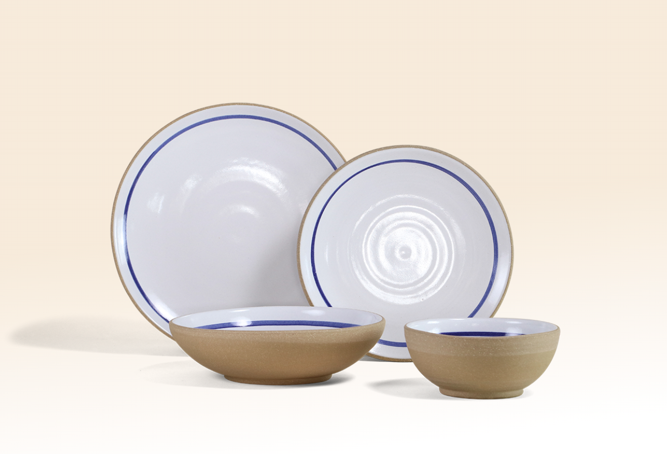 Coupe 4-Piece Place Setting - BLUE BANDED