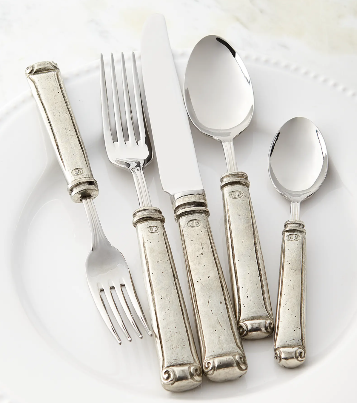 20-Piece Favorita Flatware Service