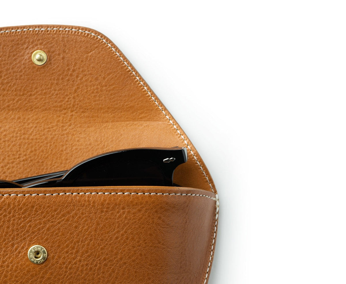 Hard Sunglass Case No. 251 in Vintage Leather