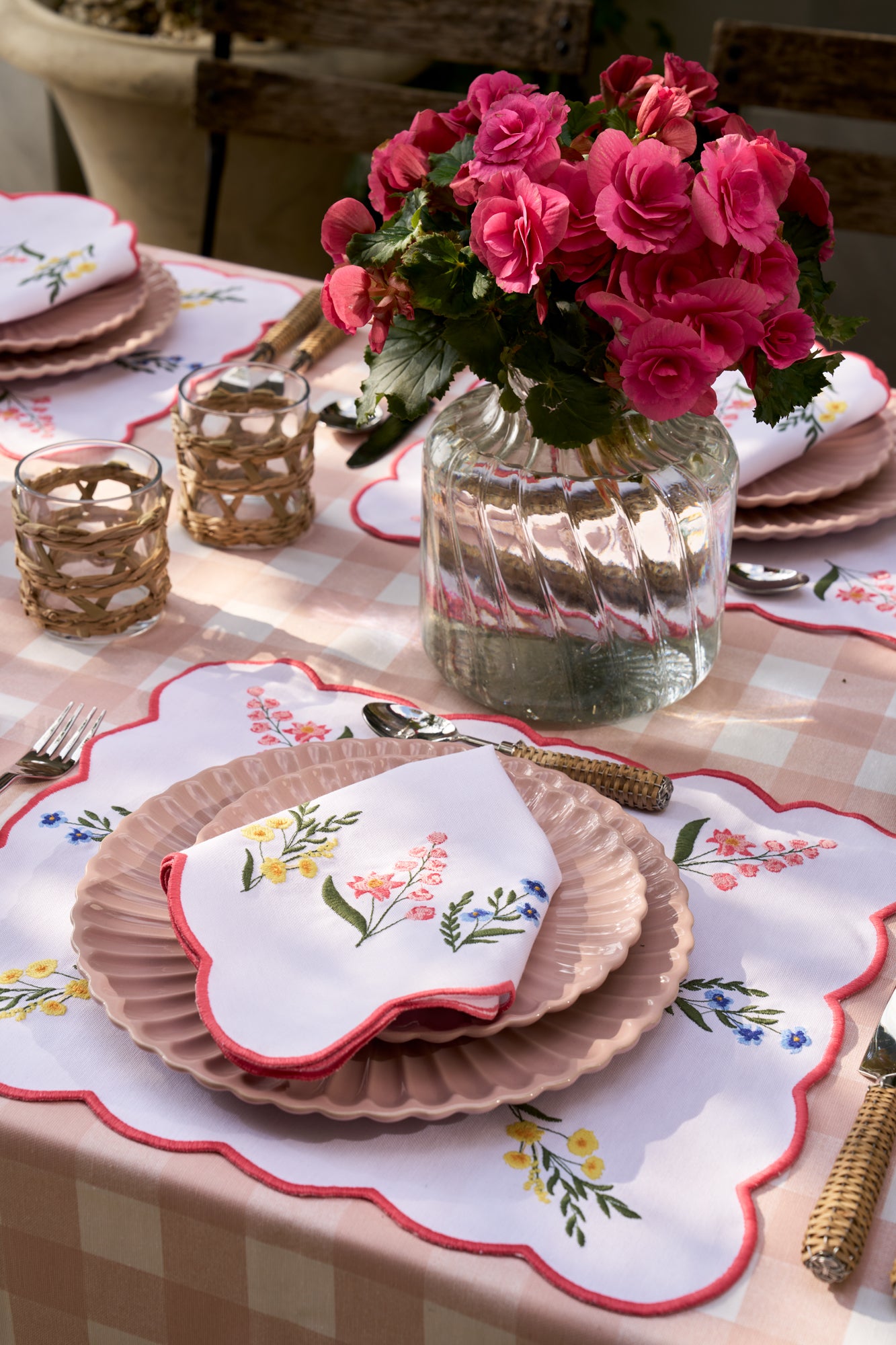 Jardin Placemat and Napkin Set in White