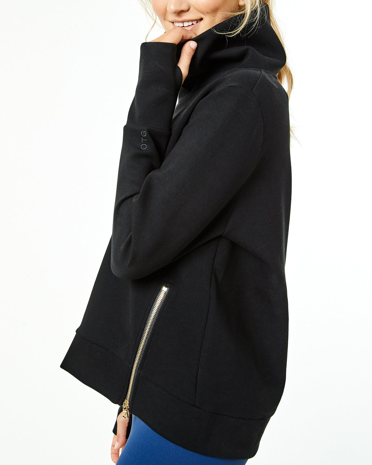 The Everyday Pullover in Black