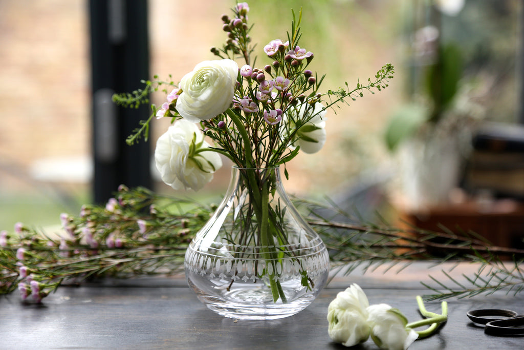 Small Crystal Vase with Ovals Design