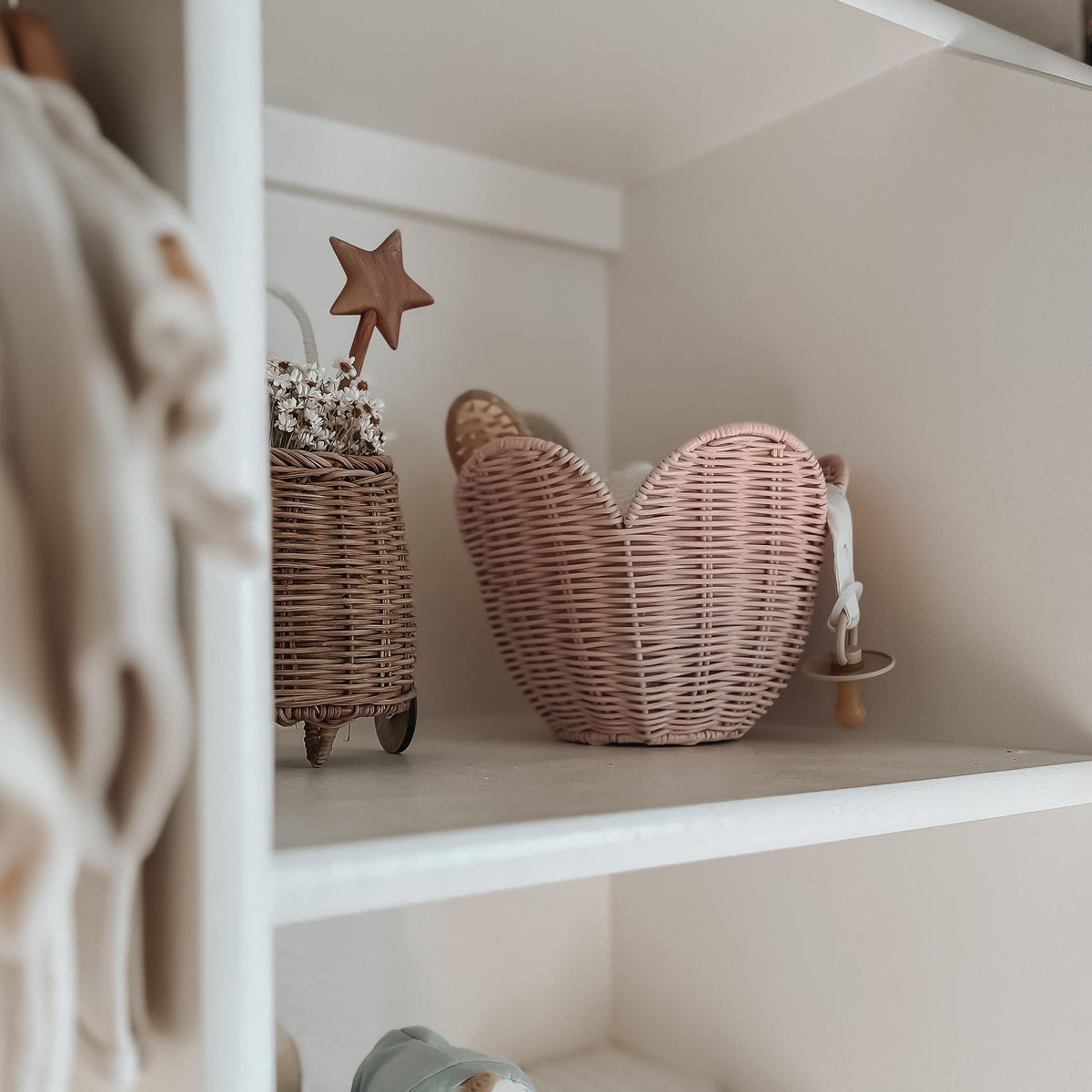 Rattan Lily Basket Set in Blush