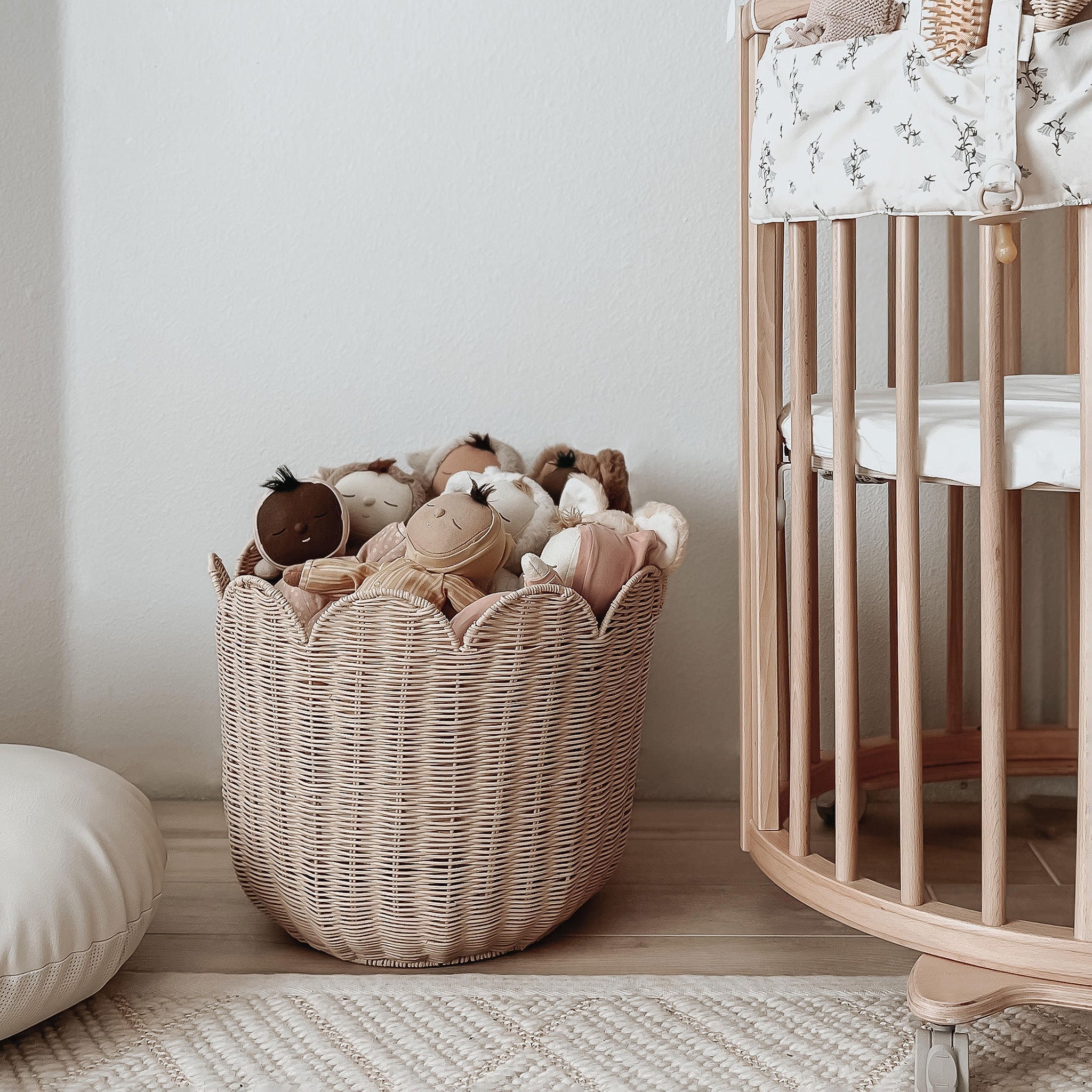 Rattan Tulip Basket in Nude