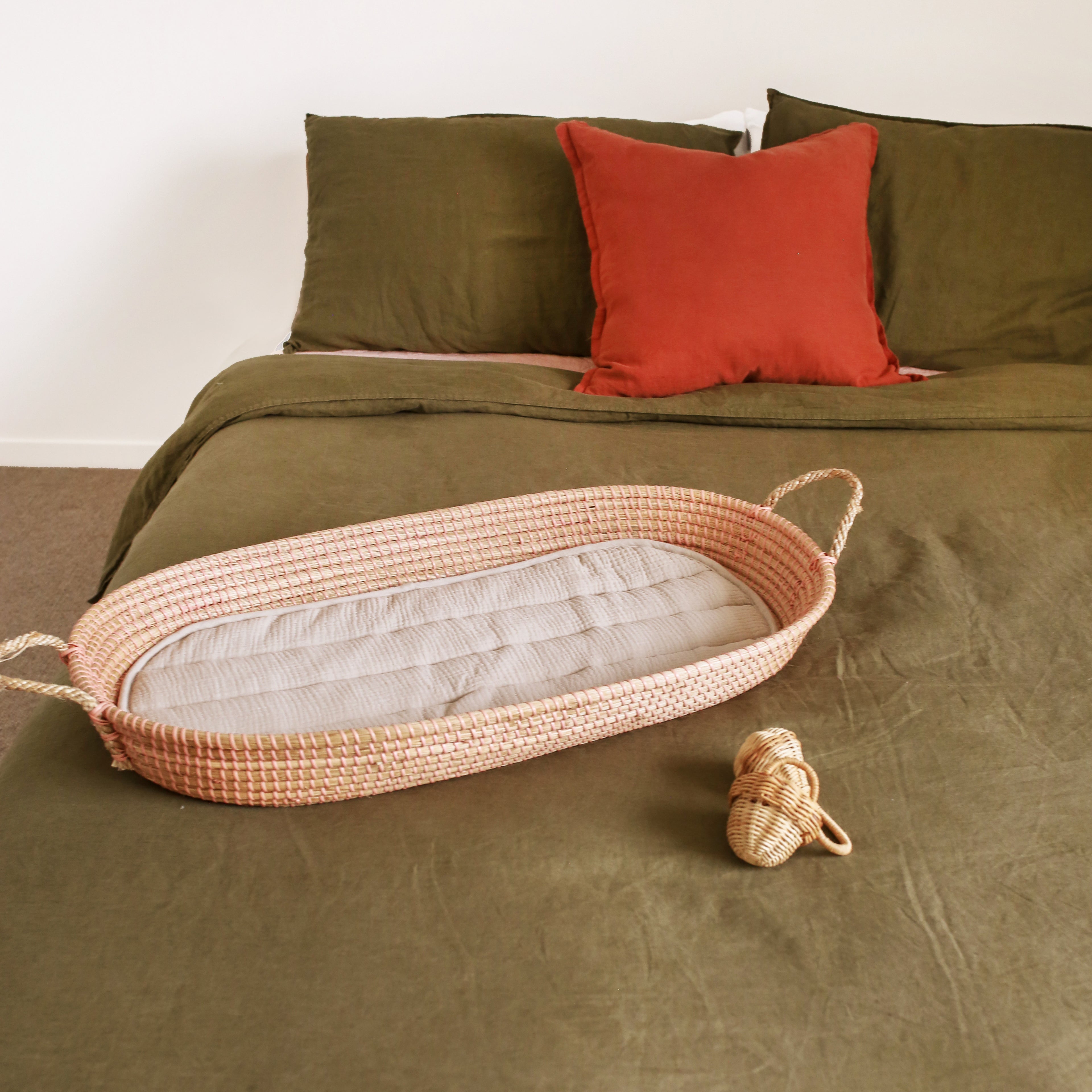 Reva Seagrass Changing Basket