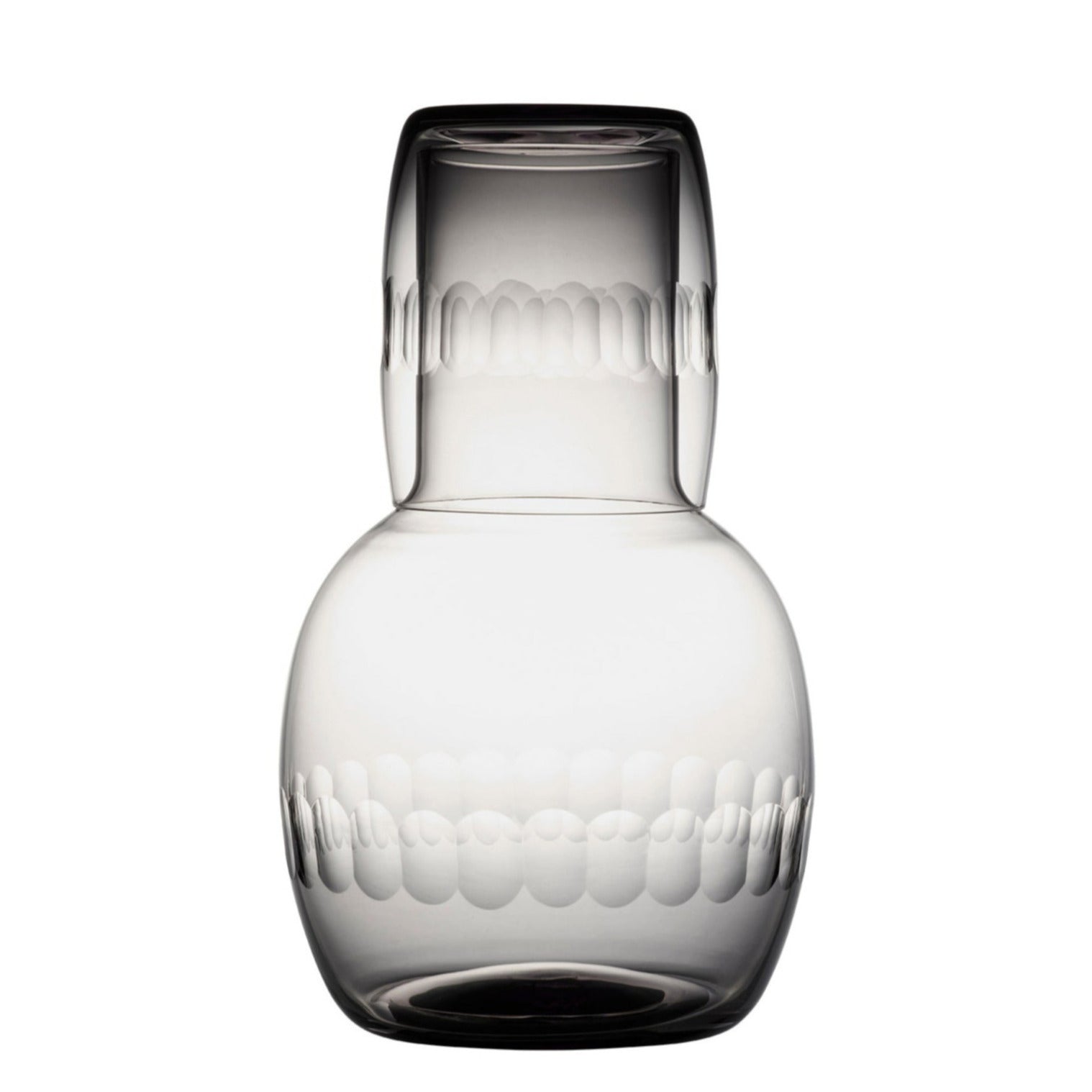 Crystal carafe set with lens design