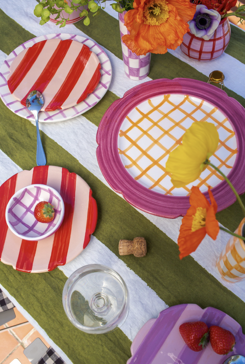 Popi Dessert Plate in Popi-Nude & Red Stripe