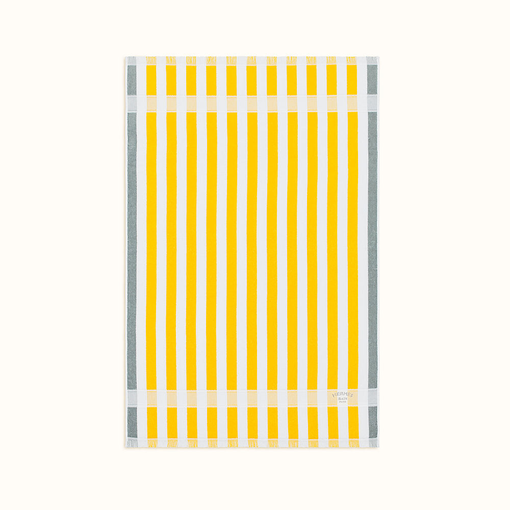 Yachting Raye Beach Towel